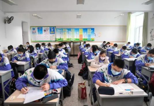 單招考試只有選擇題嗎?單招300分能上什么大學
