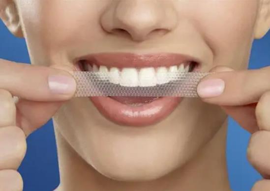美白牙貼飯前貼還是飯后貼?美白牙貼可以貼在內側嗎