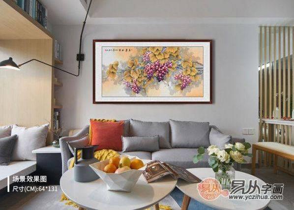 精心挑選的這些橫幅花鳥畫作品,讓客廳沙發墻很美很有格調