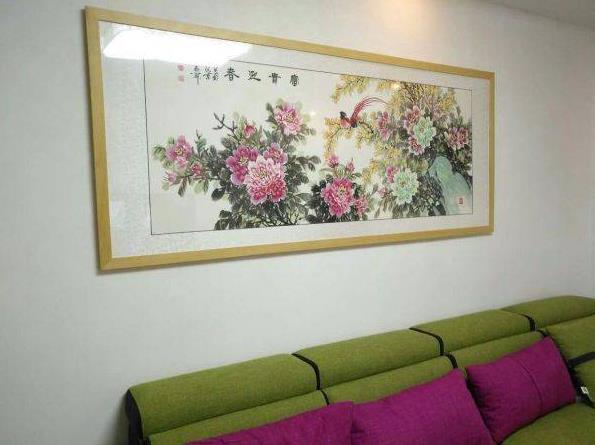 精心挑選的這些橫幅花鳥畫作品,讓客廳沙發墻很美很有格調