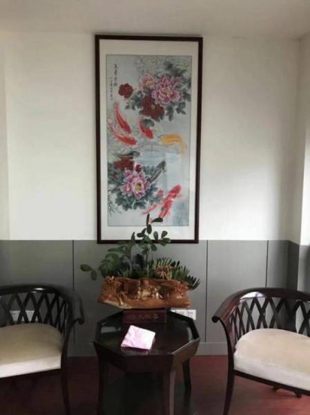 室內(nèi)大白墻上掛什么畫好,靈動花鳥畫帶來的別樣藝術(shù)情調(diào)