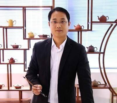 室內(nèi)大白墻上掛什么畫好,靈動花鳥畫帶來的別樣藝術(shù)情調(diào)