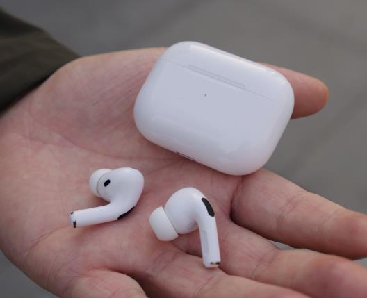 別人撿到我的airpods能用嗎?airpodspro充電多久充滿