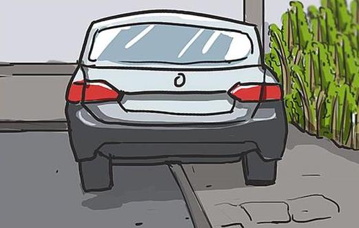 車長(zhǎng)期停10度左右傾斜停放會(huì)怎樣?停車左右高低不平一夜有影響嗎