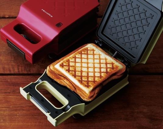 三明治機(jī)粘鍋了怎么洗干凈?三明治機(jī)能壓饅頭嗎?