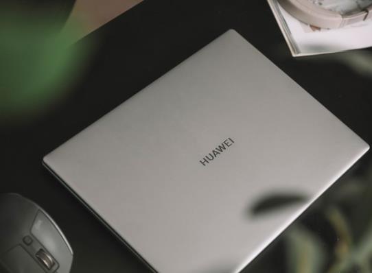 華為matebook16內(nèi)存有多大?華為matebook16有耳機孔嗎?