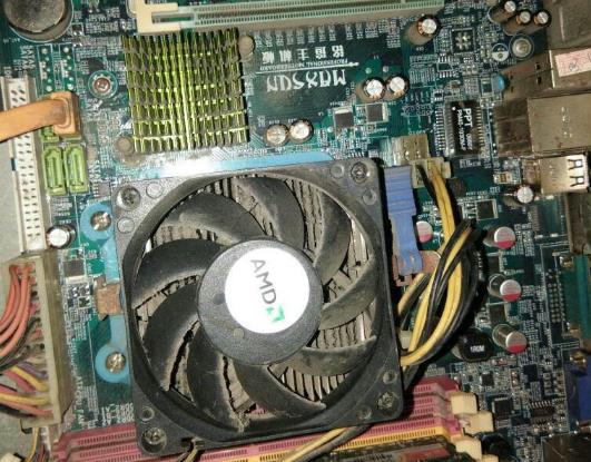 電腦顯卡風扇特別響怎么辦?顯卡燒了修大概要多少錢