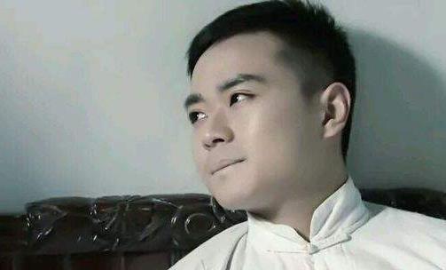 曹駿個(gè)人資料簡介 曹駿圖片 曹駿演過的電視劇 藍(lán)盈瑩曹駿示愛