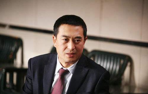 張嘉譯個(gè)人資料簡(jiǎn)介 老戲骨張嘉譯圖片 張嘉譯演過(guò)的電視劇