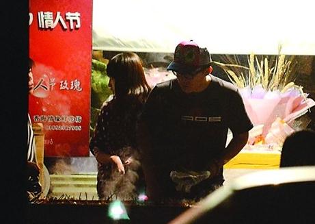 周冬雨個人資料,周冬雨照片,周冬雨富二代緋聞男友現(xiàn)身