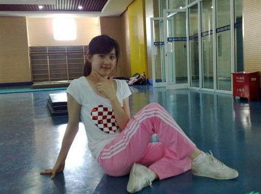 奶茶mm章澤天個人資料圖片,為什么叫奶茶妹妹,清華大學(xué)奶茶妹妹章澤天