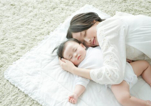 產后坐月子進補的誤區揭秘