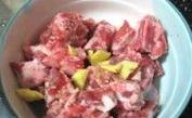 干煸麻辣排骨怎么做好吃？干煸麻辣排骨的做法