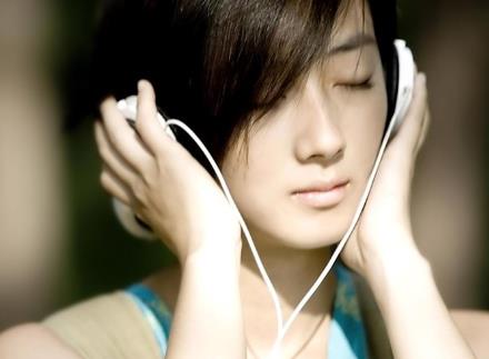 經(jīng)常戴耳機好嗎？長時間戴耳機有什么危害