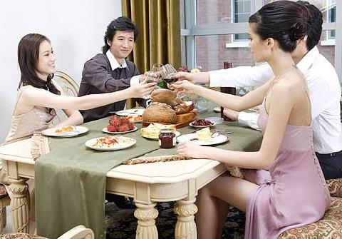 女人用餐注意什么？女士用餐禮儀八個“不”