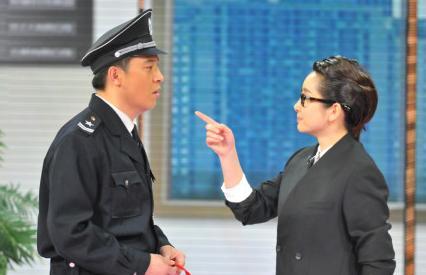 你攤上事兒了，你攤上大事兒了是什么意思？2013春晚小品你攤上事兒了流行語走紅