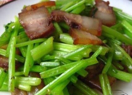 產(chǎn)婦能吃芹菜嗎？產(chǎn)婦吃芹菜有什么好處