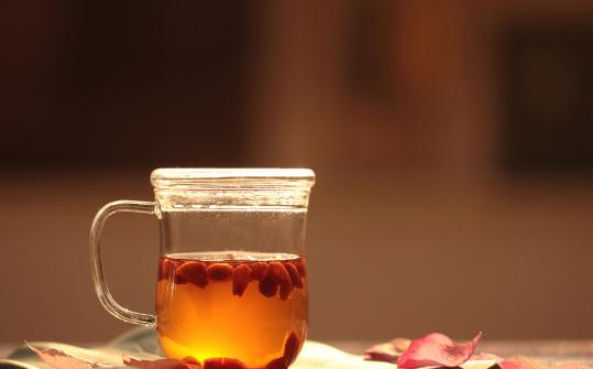 排毒養生茶有哪些？菊花茶可降血壓