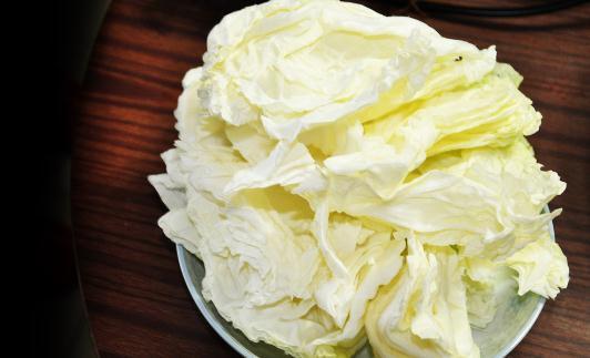 白菜怎么搭配更營養？白菜加豬肉滋陰潤燥