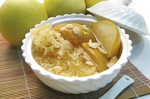 干咳嗽吃什么好？治療干咳的食療與偏方