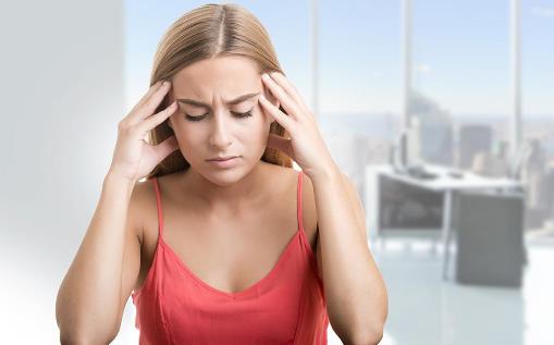 經(jīng)期前后爆痘怎么辦？如何護(hù)理痘痘肌膚