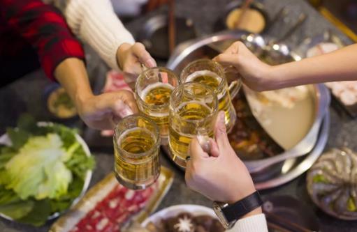 膽固醇過高的原因有哪些？它有哪些飲食禁忌？