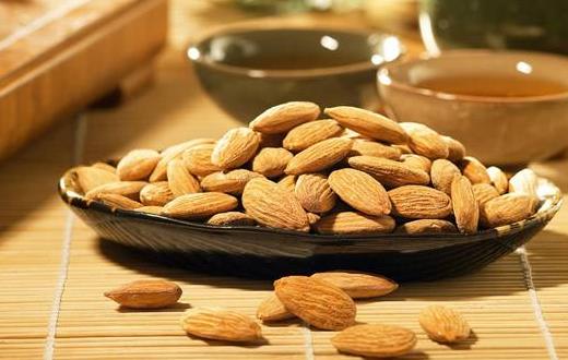 食用堅果降低心臟衰竭風險 重口味的堅果要留意