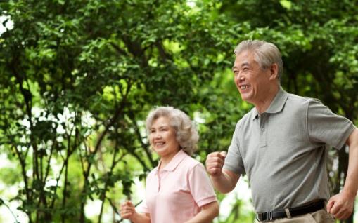 老人退休后運(yùn)動(dòng)要注意的4個(gè)要點(diǎn) 10種運(yùn)動(dòng)方式來鍛煉
