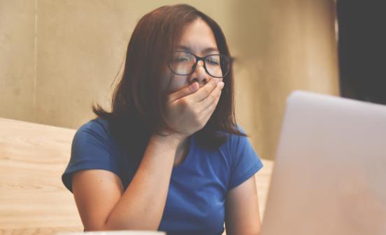 疲勞時(shí)別只會(huì)喝咖啡 日常多補(bǔ)充維生素D解乏效果好