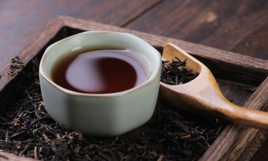 喝紅茶有哪些好處？十大功效助你養生保健！